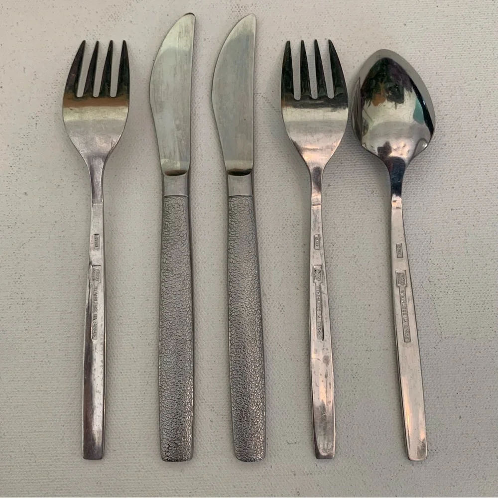 Ekco Eterna Textured Stainless Steel Flatware Japan UA F0645 Petite 5 Piece Set